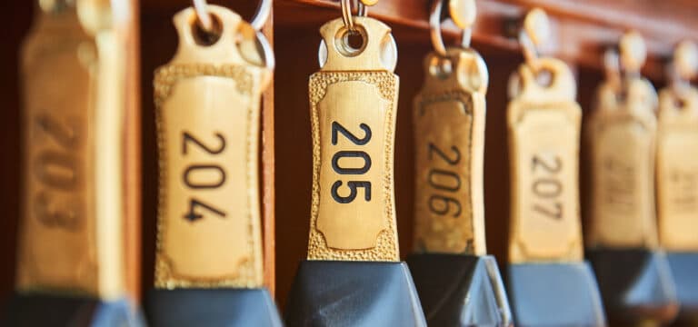 Dehoga: Umsatzrückgänge in Hotellerie und Gastronomie