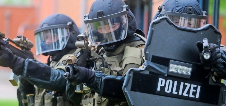 SEK-Einsatz nach häuslicher Gewalt in Rehna