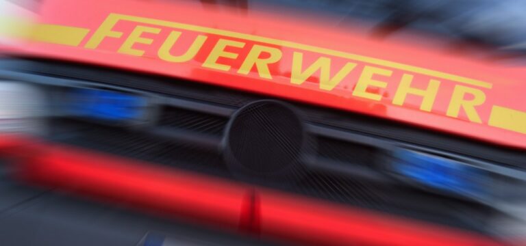Wohnungsbrand in einem Schweriner Mehrfamilienhaus
