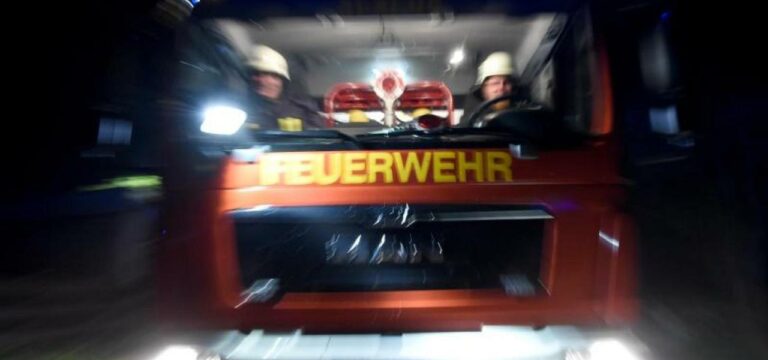 Zustand von Senior nach Brand in Rostocker Hochhaus kritisch