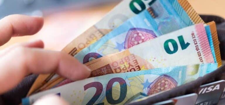 Schwerin: Tagesgeldsätze bei Dienstreisen von Bediensteten steigen