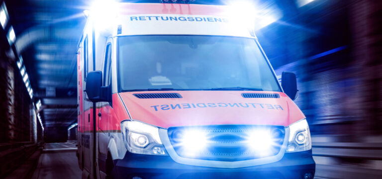 Wismar: Radfahrerin stürzte und verletzte sich schwer