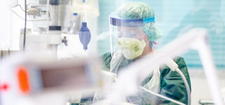 Corona-Patienten in Kliniken: Maßstab für Schutzmaßnahmen
