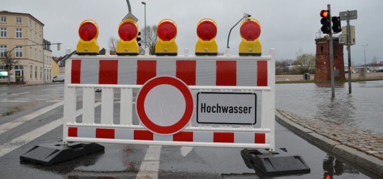 BSH meldet: Erhöhte Wasserstände am Donnerstag in Wismar