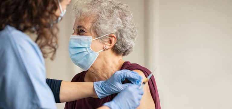 Impfteams setzen Arbeit weiter fort: Weitere Impfstoff-Lieferungen