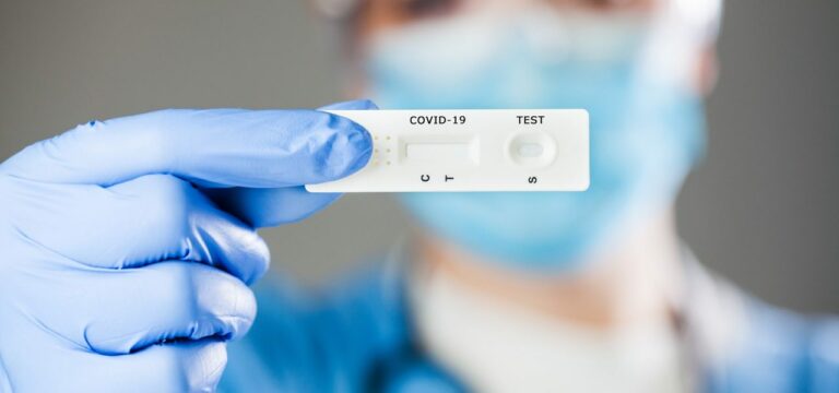 Kostenlose Schnelltests in Kürze in Apotheken verfügbar