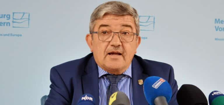 Nord Stream-Untersuchungsausschuss vernimmt Ex-Innenminister