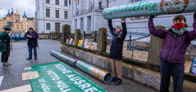 FFF protestiert gegen Gaspipeline Nord Stream 2
