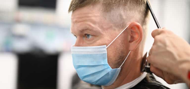 Handwerkskammern: Testpflicht-Ende für Friseur-Besuch