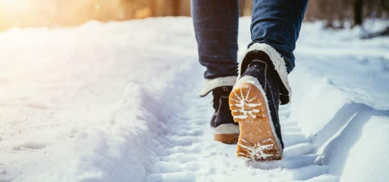 Winterwetter in MV: Mehr Unfälle durch Glatteis und Schnee