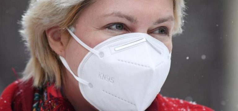 Schwesig weist Vorwürfe zu ungenauen Corona-Zahlen zurück