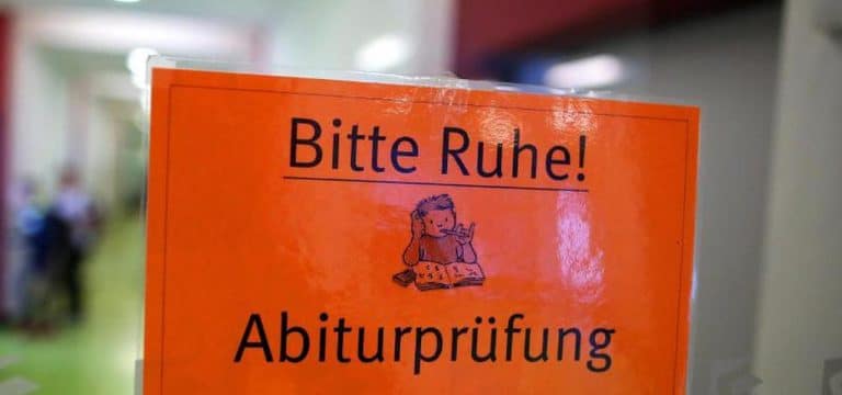 MV erwägt Abitur ohne Matheprüfung: Kritik von CDU und AfD