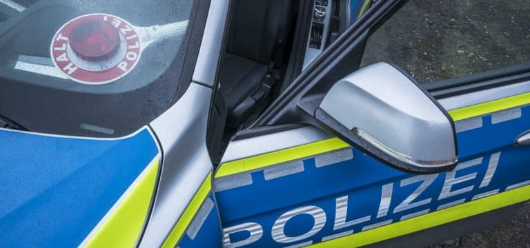 Schwerin: 90-jährige Seniorin wird Opfer eines Diebstahls