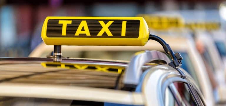 Attacke gegen Taxifahrer: Ermittlungen gegen Fahrgast