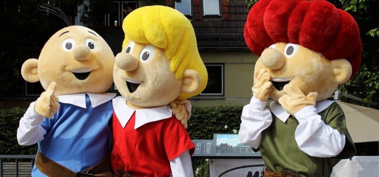 Antiquarischer Buchverkauf und Abrafaxe-Auktion: Stadtbibliothek lädt zum „Welttag des Buches“ ein