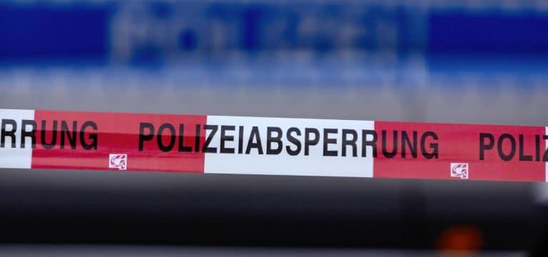 Rostock: Einbruch in ein Elektronikgeschäft – Polizei sucht Zeugen