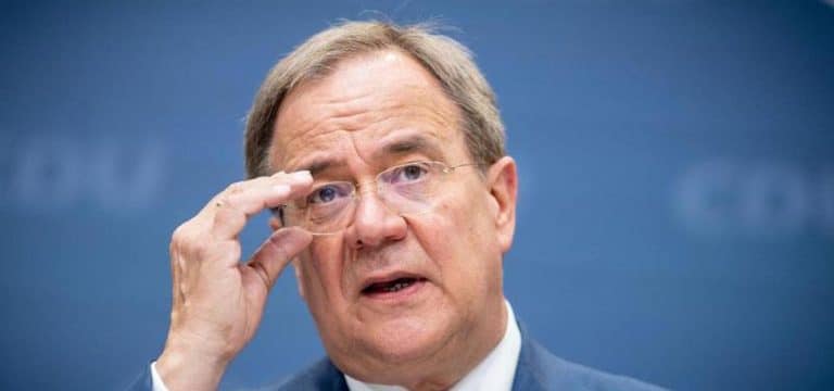Unions-Kanzlerkandidat Laschet auf Wahlkampftour im Norden