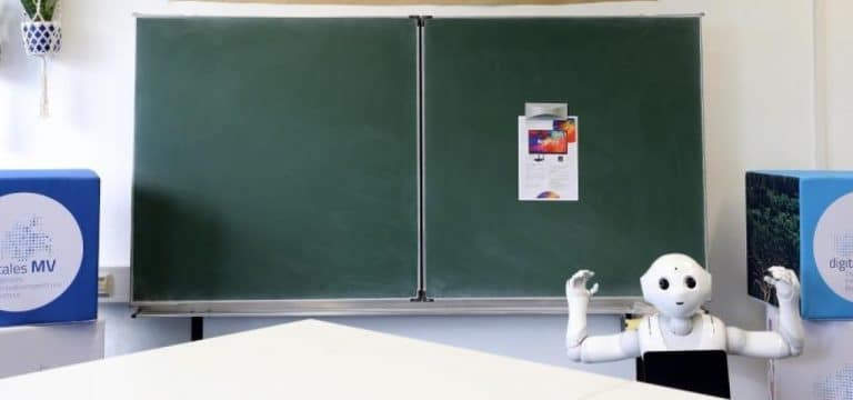 Digitales Klassenzimmer in Rostock eröffnet