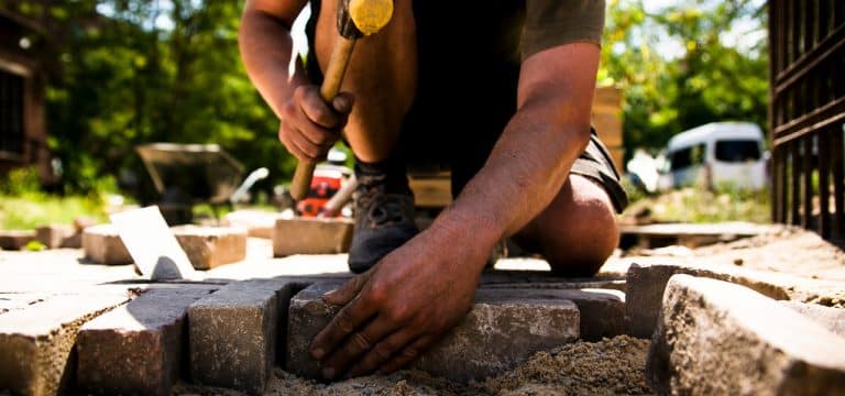 Mehr Geld für Garten- und Landschaftsbauer im Kreis Nordwestmecklenburg