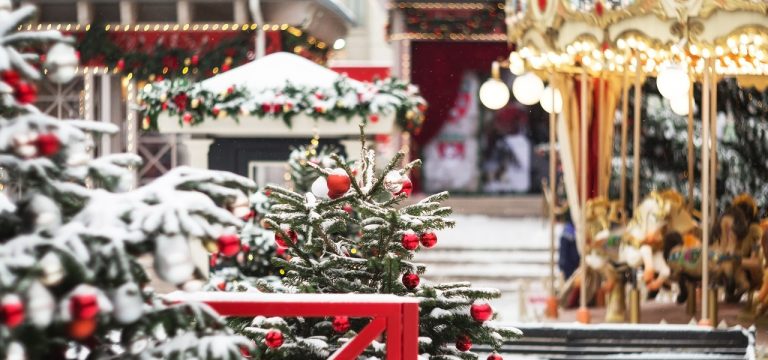 Städte in MV bereiten sich auf Weihnachtsmärkte vor