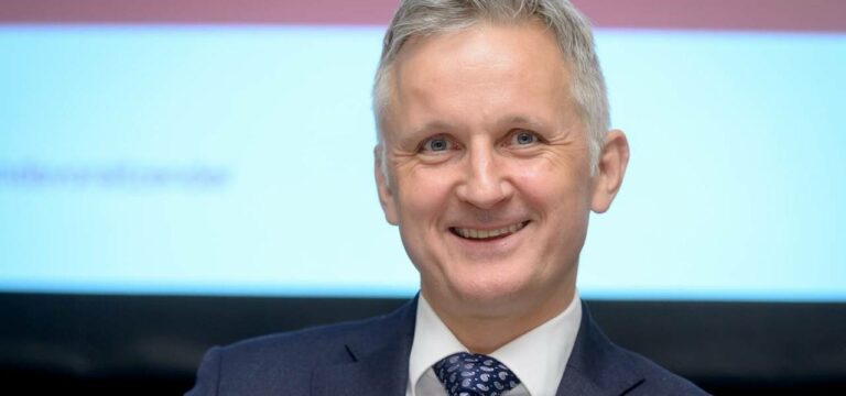 Vertragsauflösung: Unimedizin und Vorstandschef einigen sich