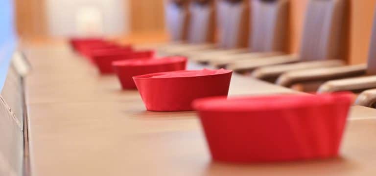 Kampf gegen Corona: Bundesverfassungsgericht erklärt Bundesnotbremse für zulässig