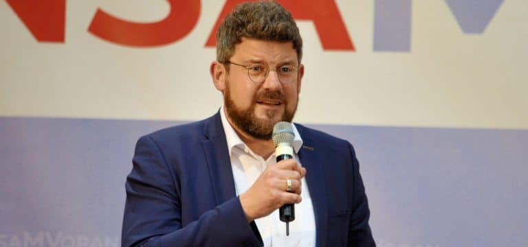 Julian Barlen löst Thomas Krüger als SPD-Fraktionschef ab