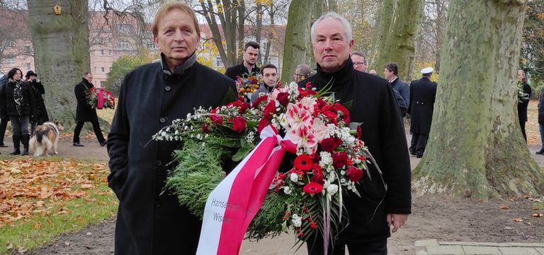 Wismar: Gedenkstunde zum Volkstrauertag