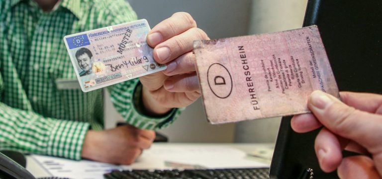 Wismar: Gestaffelter Umtausch alter Führerscheine – so läuft es richtig!