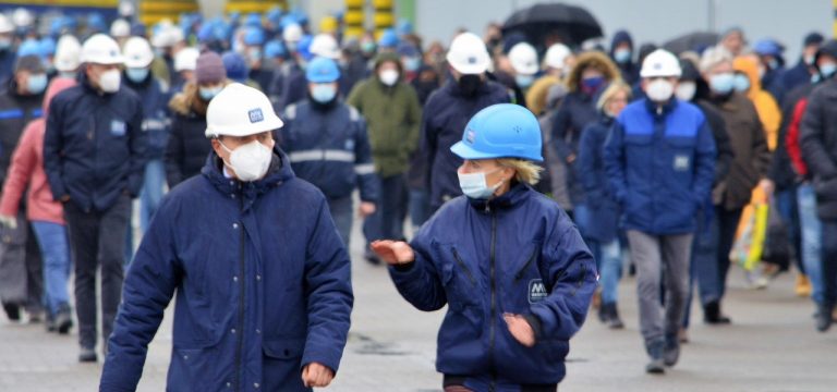 Gewerkschaft: Vorerst keine Löhne für Beschäftigte der MV Werften