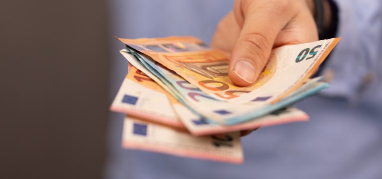 Sozialleistungen haben Wirtschaftseinbruch überkompensiert