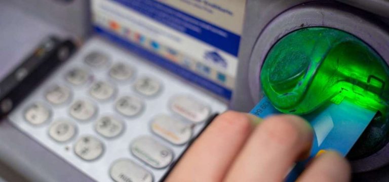Zwei Fälle von Datenklau an Geldautomaten in Mecklenburg-Vorpommern