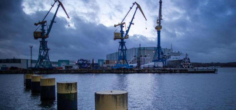 Es wird konkreter: Kieler Marinewerft TKMS hat Auge auf MV-Werften geworfen