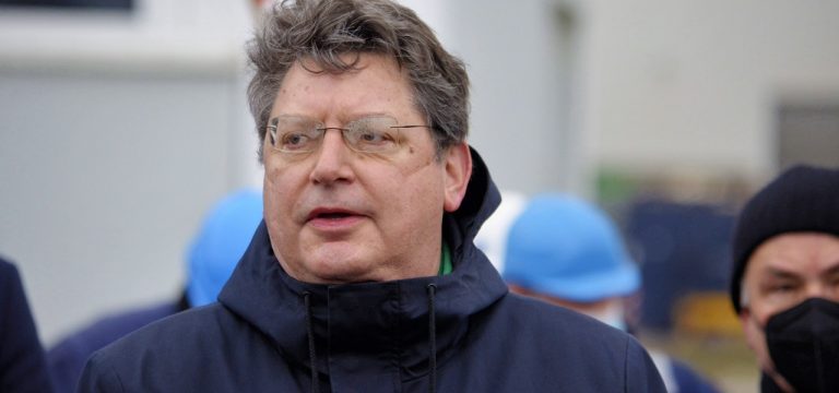 Minister glaubt weiter an die Zukunft der MV-Werften