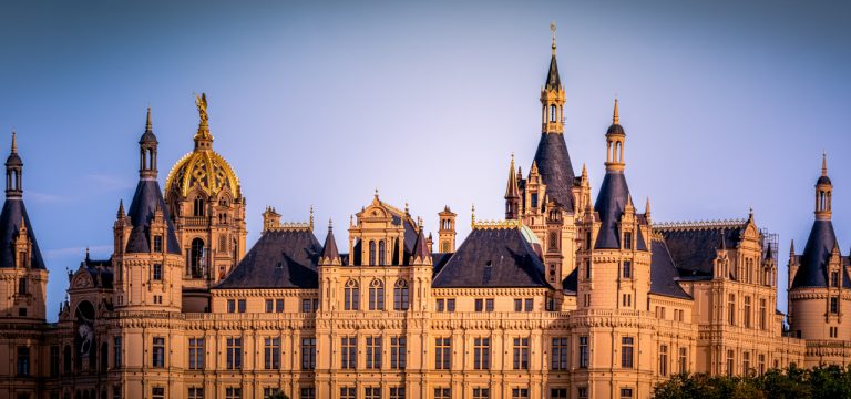 Neubewertung der Corona-Lage nächste Woche im Kabinett