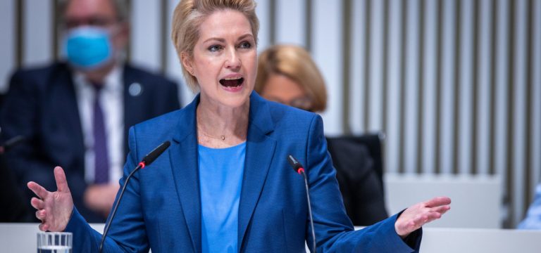 Ausfall von Raffinierie Schwedt würde MV stark treffen