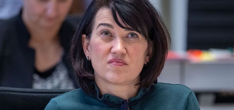 Streit unter Nachbarn: Gerichte wieder häufiger gefragt