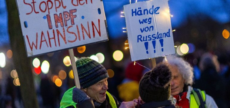 Wieder Tausende bei Demonstrationen gegen Corona-Maßnahmen