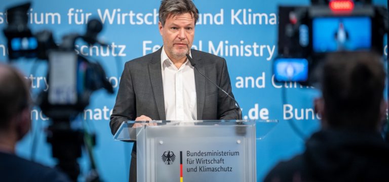 Habeck ruft zweite Stufe des Gas-Notfallplans aus
