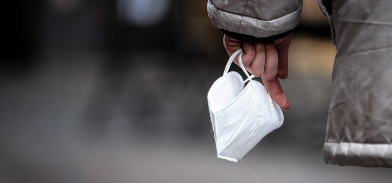 Maskenpflicht in MV gekippt: Gastgewerbe begrüßt OVG-Urteil