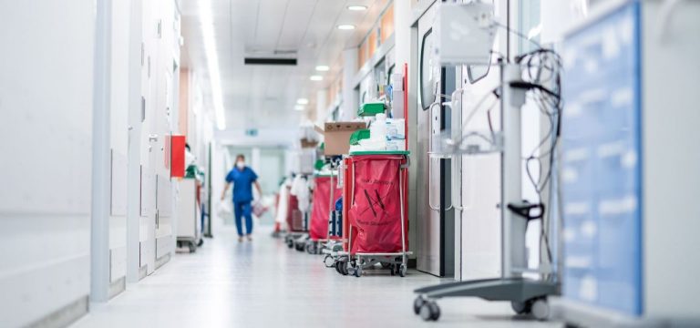 Hohe Corona-Infektionszahlen bringen MV-Kliniken an Grenzen