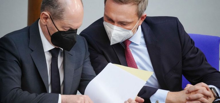 Nach stundenlangen Beratungen: Ampel-Spitzen einigen sich auf Entlastungspaket