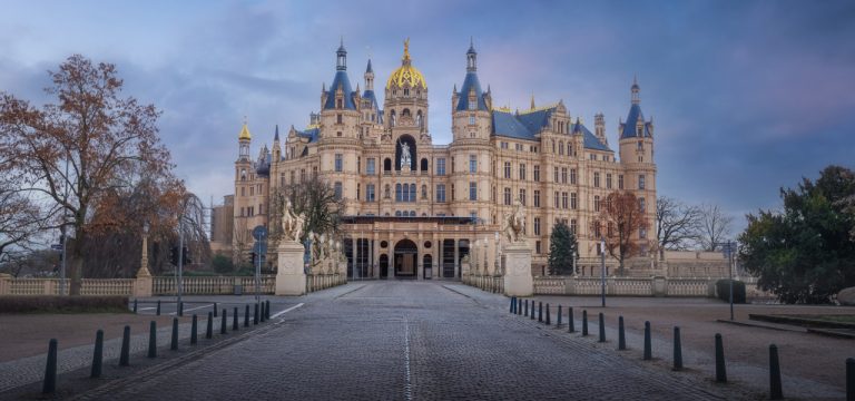 Landtag in Schwerin setzt Beratungen fort