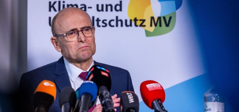 Landtagsfraktionen dringen auf Auflösung der Klimastiftung