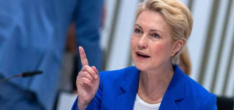 Schwesig: Mecklenburg-Vorpommern investiert trotz Krisen
