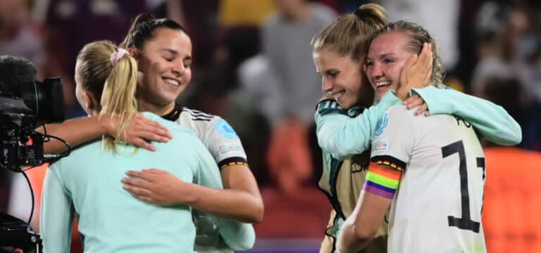 Alu-Festival im EM-Viertelfinale: DFB-Elf presst sich aus dem Fluch heraus