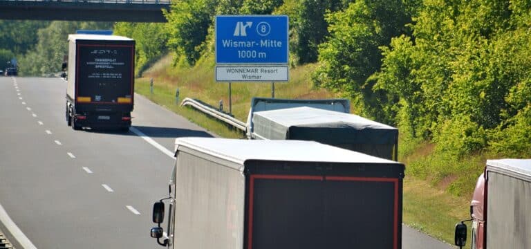 Wismar-Mitte: Verkehrsunfall mit einer schwerverletzten Person auf der A 20