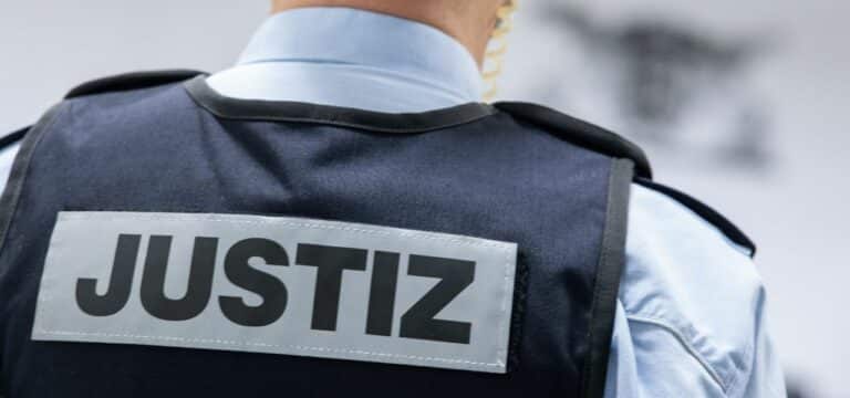 Staatsanwältin: Sechs Jahre Haft für mutmaßlichen Bankräuber