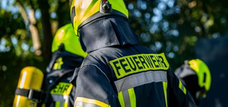 Feuer in Neubrandenburg gelegt: Brandserie geht weiter