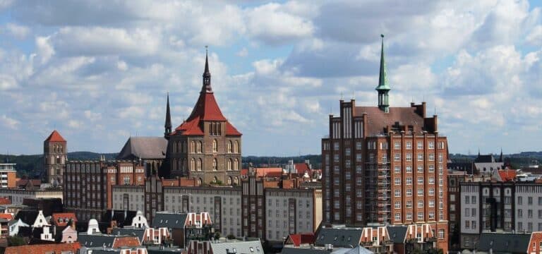 OB-Wahl in Rostock: Zahl zugelassener Kandidaten wächst auf 17